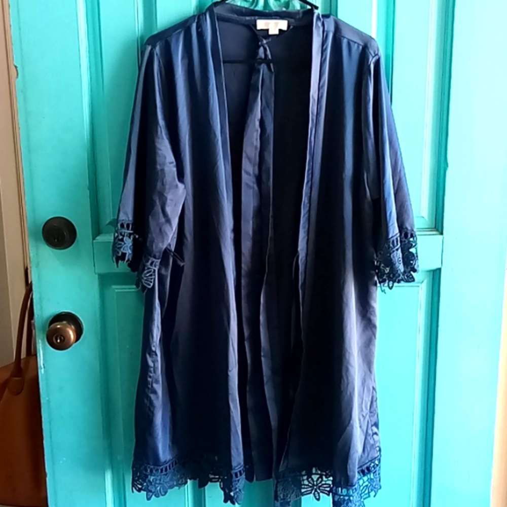 Le Rose Bridal Robe size Medium